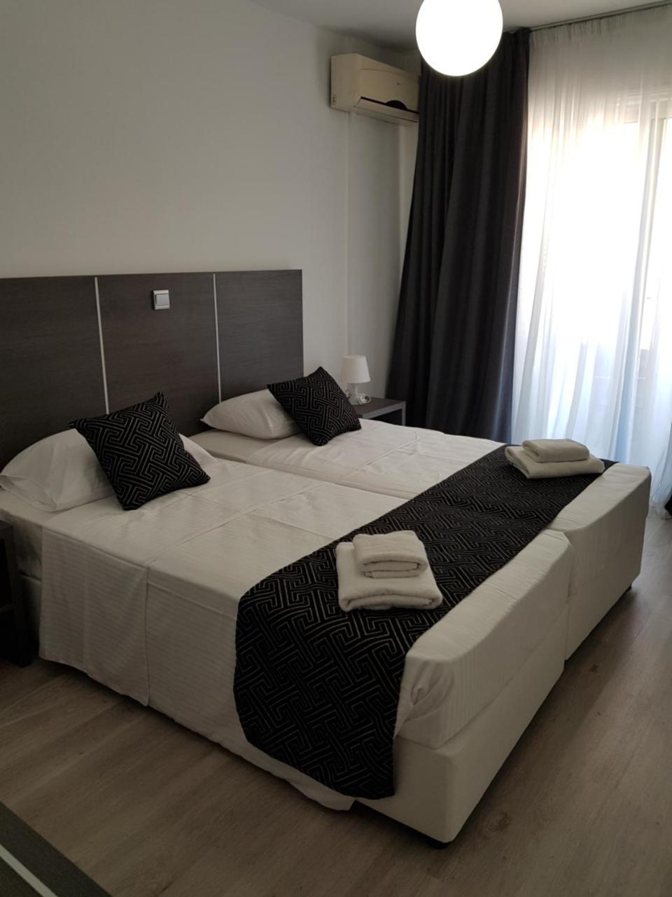 Les Palmiers Petrou Apartments لارنكا المظهر الخارجي الصورة