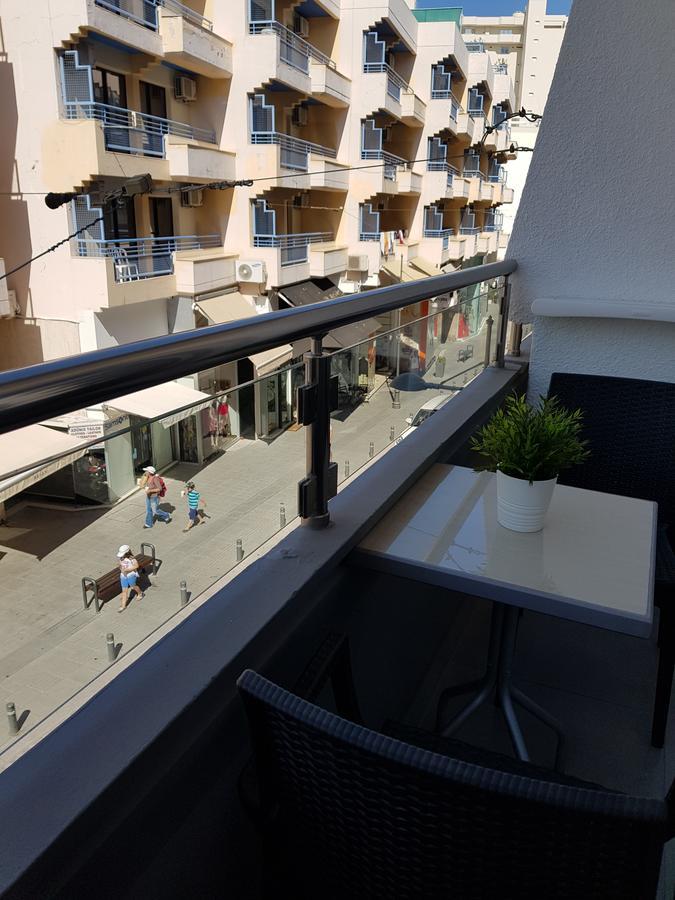 Les Palmiers Petrou Apartments لارنكا المظهر الخارجي الصورة